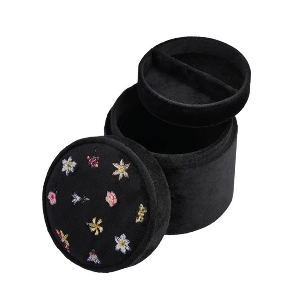FABLE ENGLAND floral Ditsy Embroidered Black Velvet Jewelry Box New!
